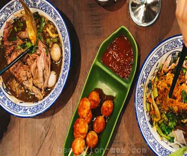 ร้านก๋วยเตี๋ยวในกรุงเทพฯ